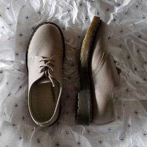 1461 Unique Taupe Virginia Dr. Martens Size UK 6